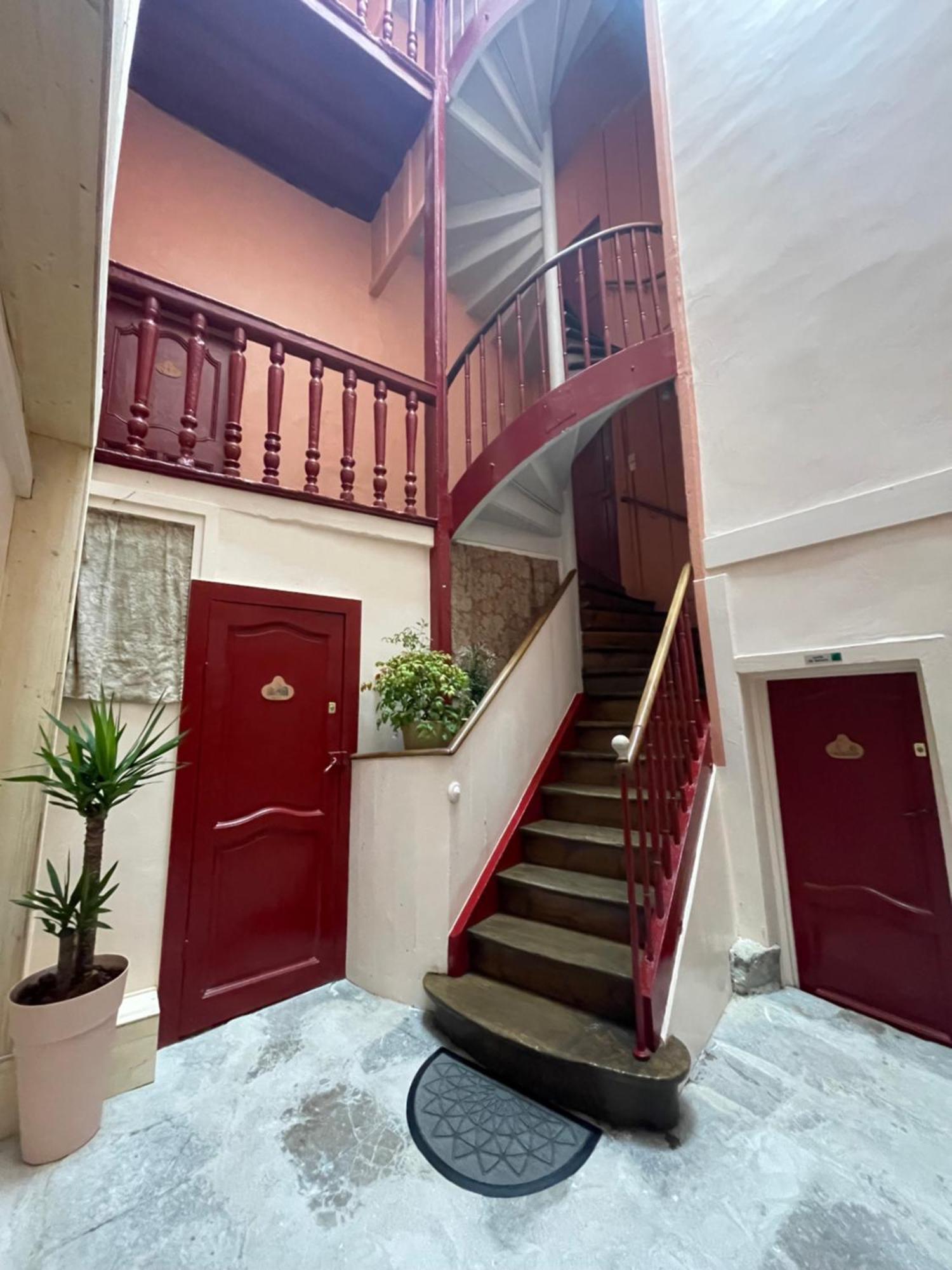 Aux Portes Du Mont Anis Le Puy-en-Velay Εξωτερικό φωτογραφία